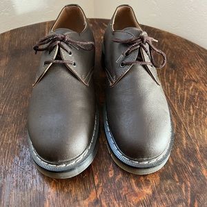 Vegetarian Shoes Solovair made in England